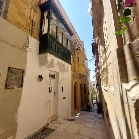 Townhouse , Cospicua
