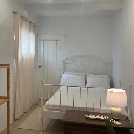 Townhouse , * Cospicua