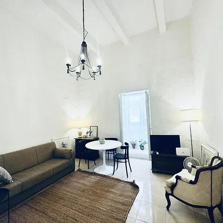 Townhouse ,