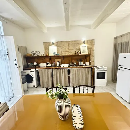 Townhouse ,