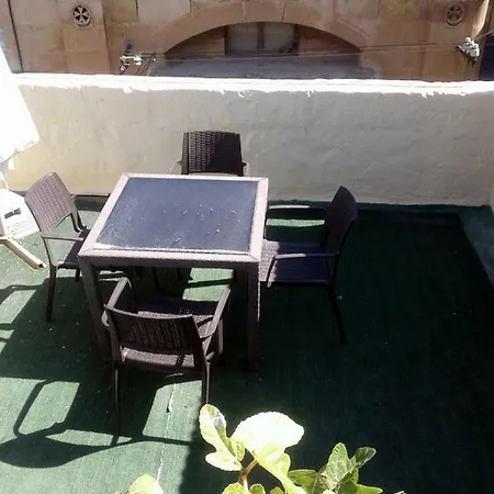 Townhouse , Cospicua