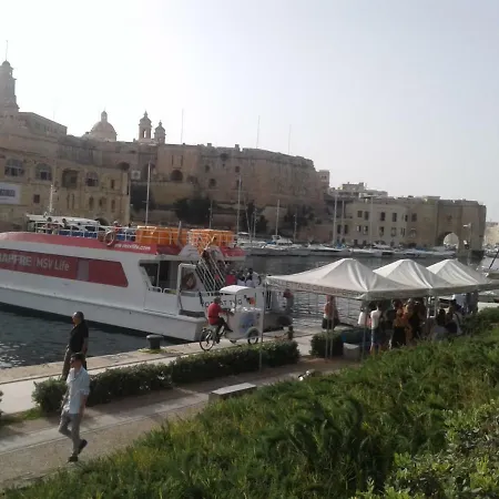 Дом отдыха Townhouse , Cospicua