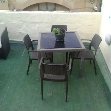 Townhouse , Cospicua