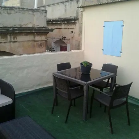 Townhouse , Cospicua