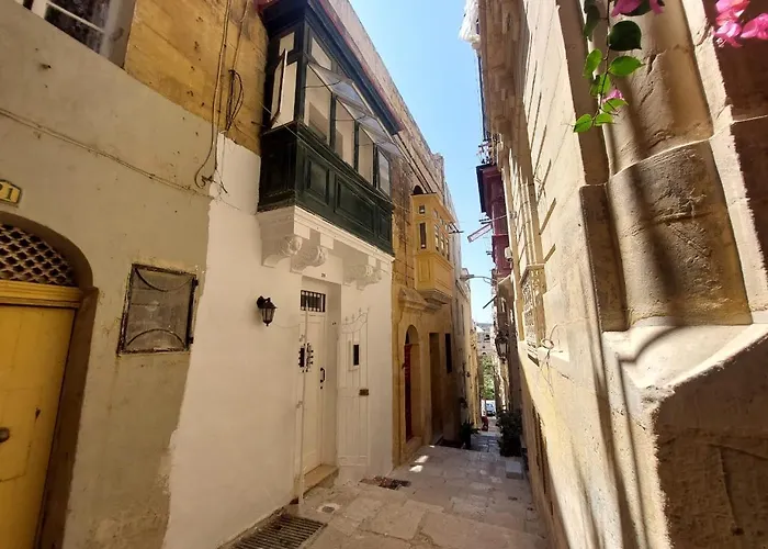 Townhouse , Cospicua
